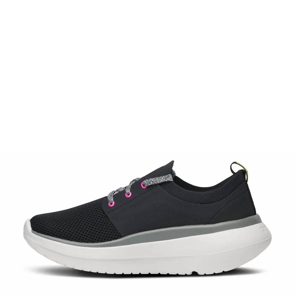 NEW OOFOS women's oomy stride sneakers in black/white - Picture 3 of 6